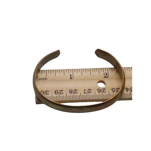 KRISTEN Engraved Open Cuff Brass Bangle Bracelet Gold Tone Vintage Non Magnetic - Picture 7 of 7